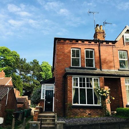 Victorian End-Of-Terrace, Boston Spa エクステリア 写真